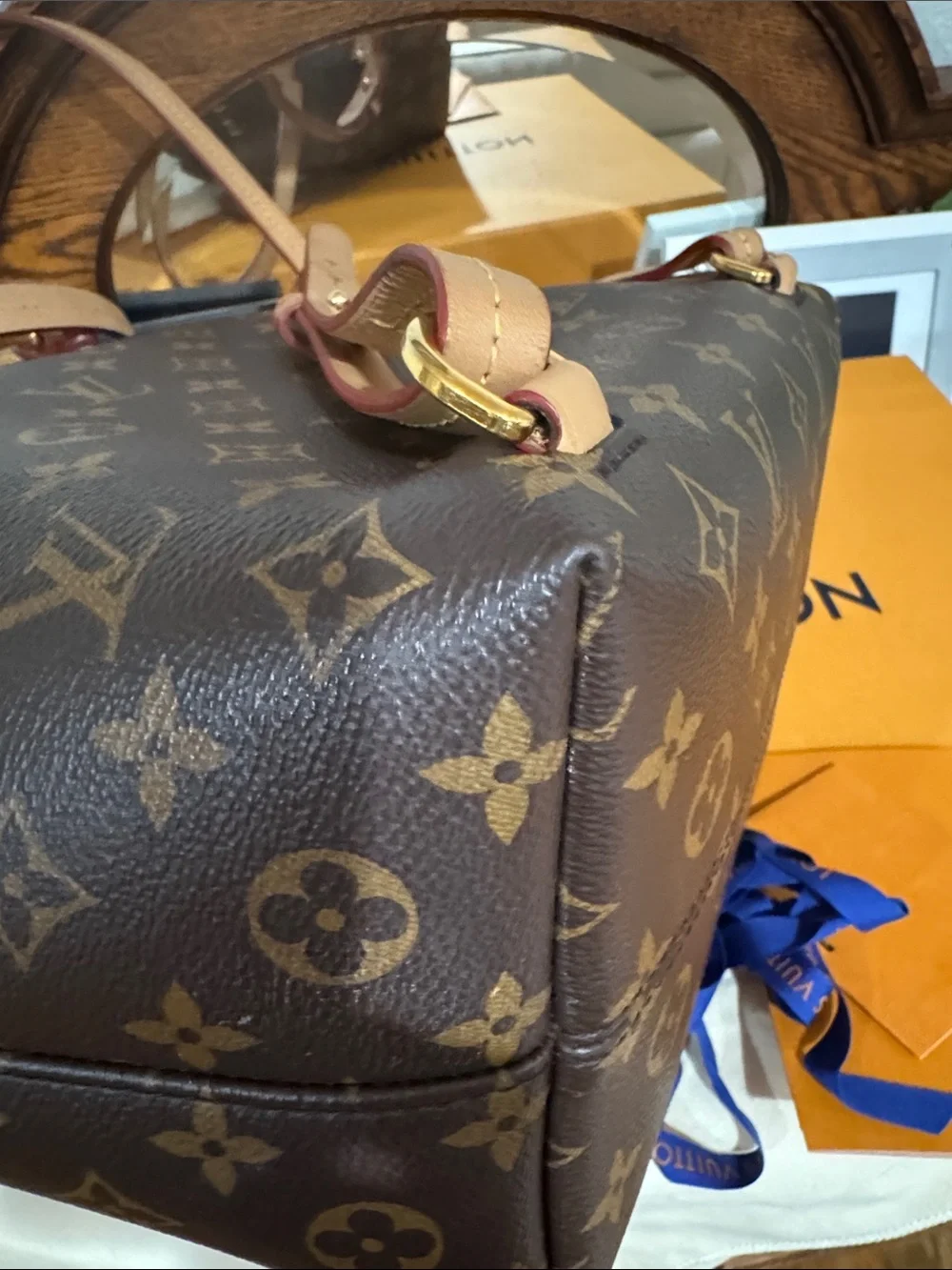 Authentic LV Mounsouries Backpack NEW MODEL! 1600 on 🅿️🅿️